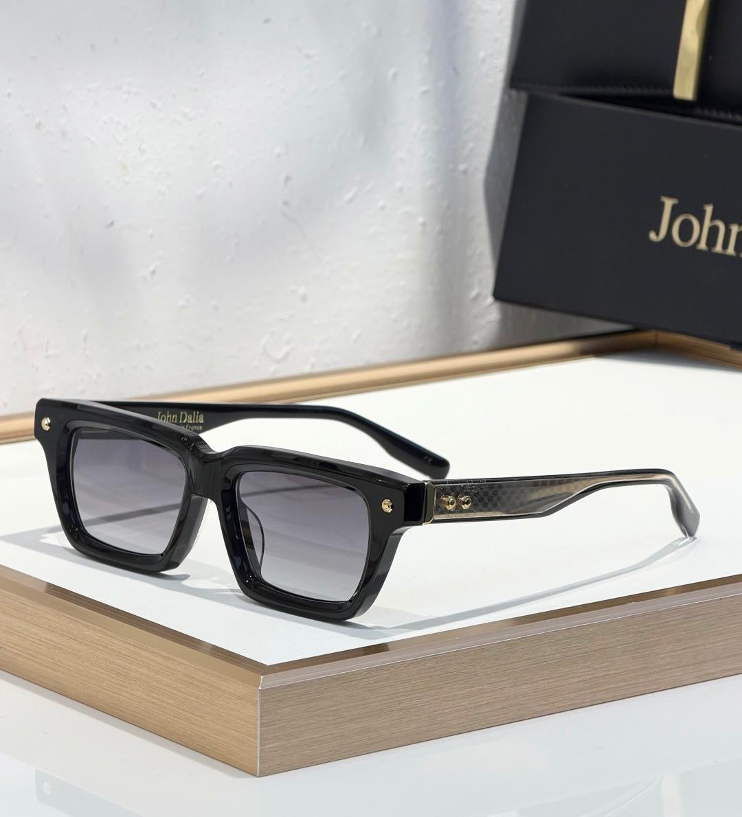 JOHN DALIA | JD03