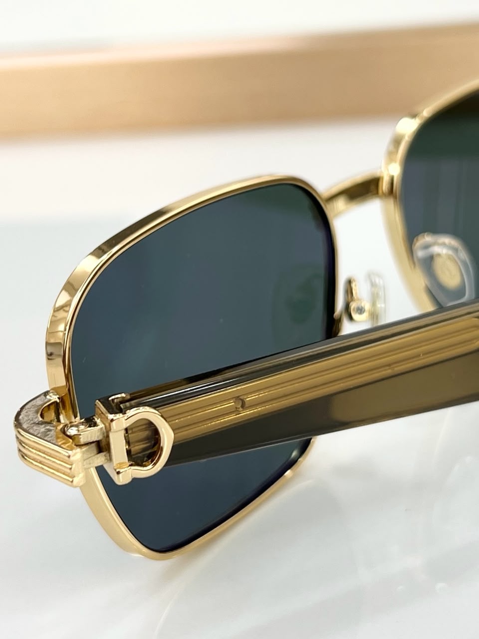 cartier  | CT01
