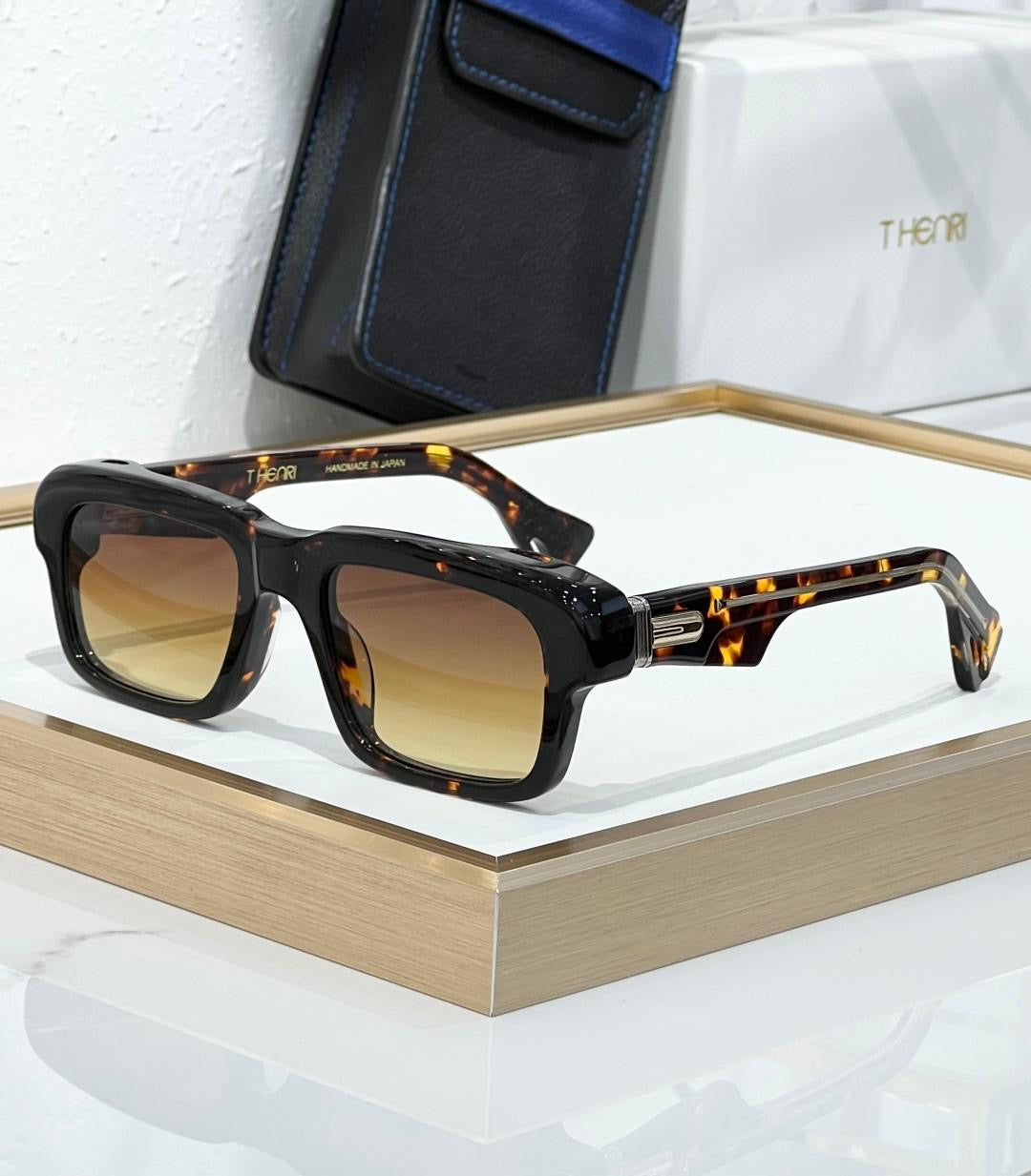 T-HENRI | T003
