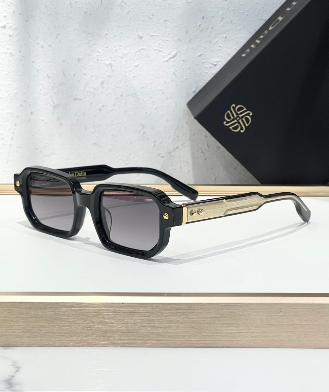JOHN DALIA | JD01