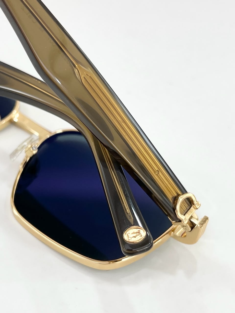 cartier  | CT01