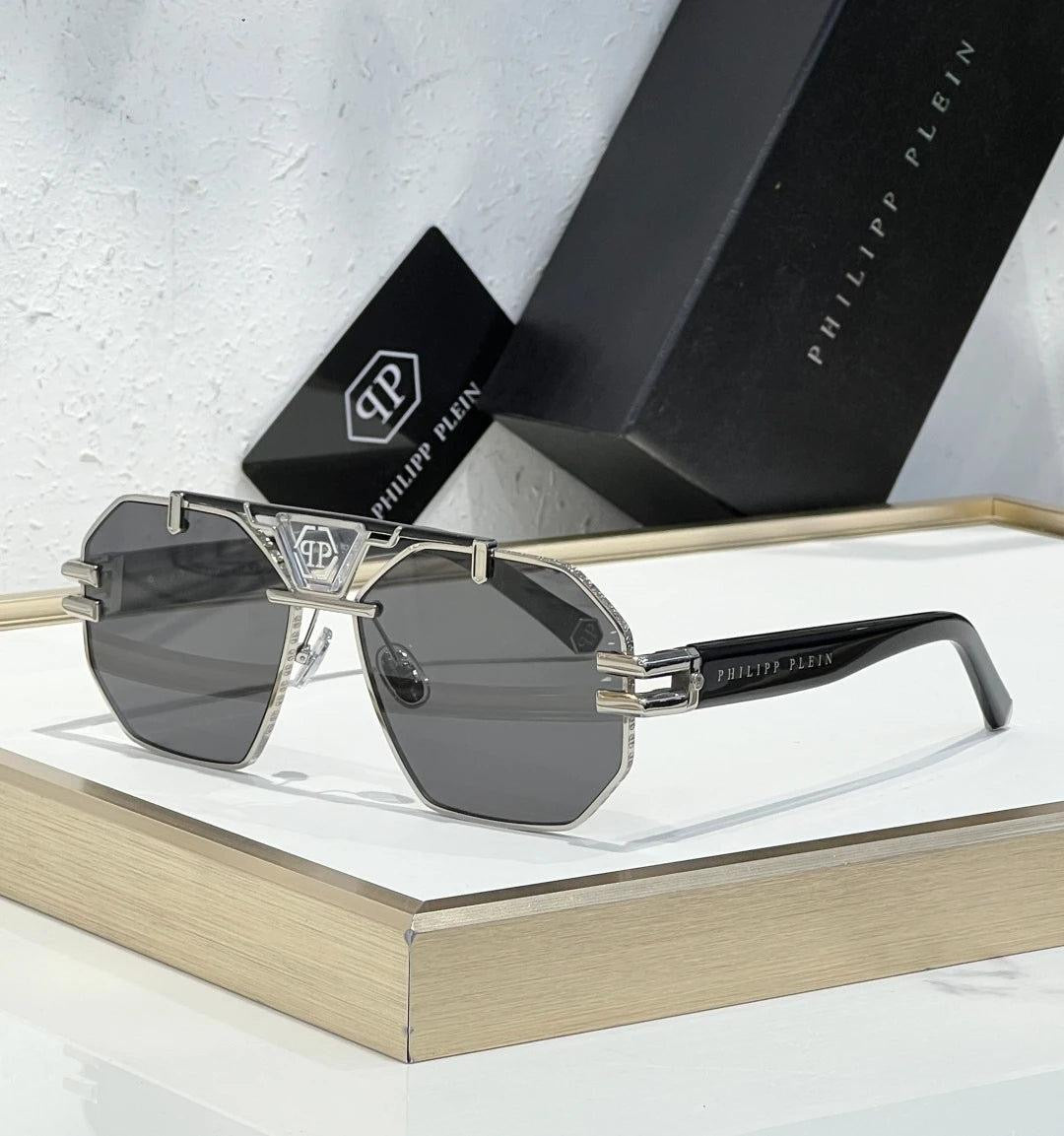 PHILIPP PLEIN | P02