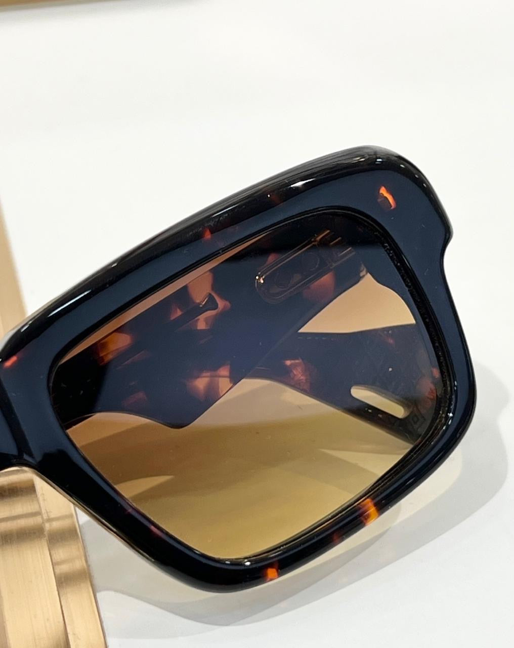 T-HENRI | T003