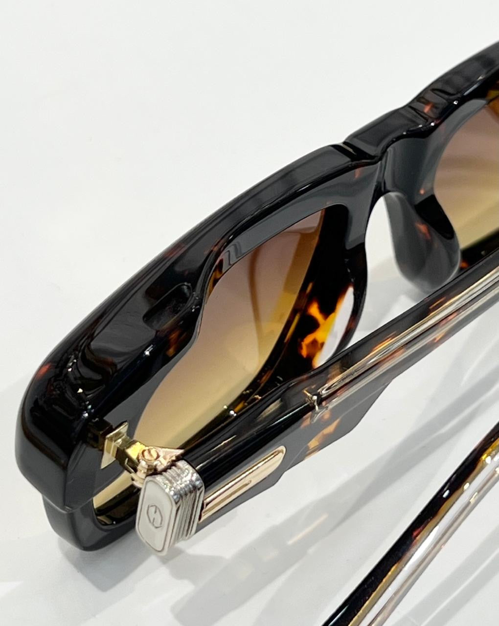 T-HENRI | T003