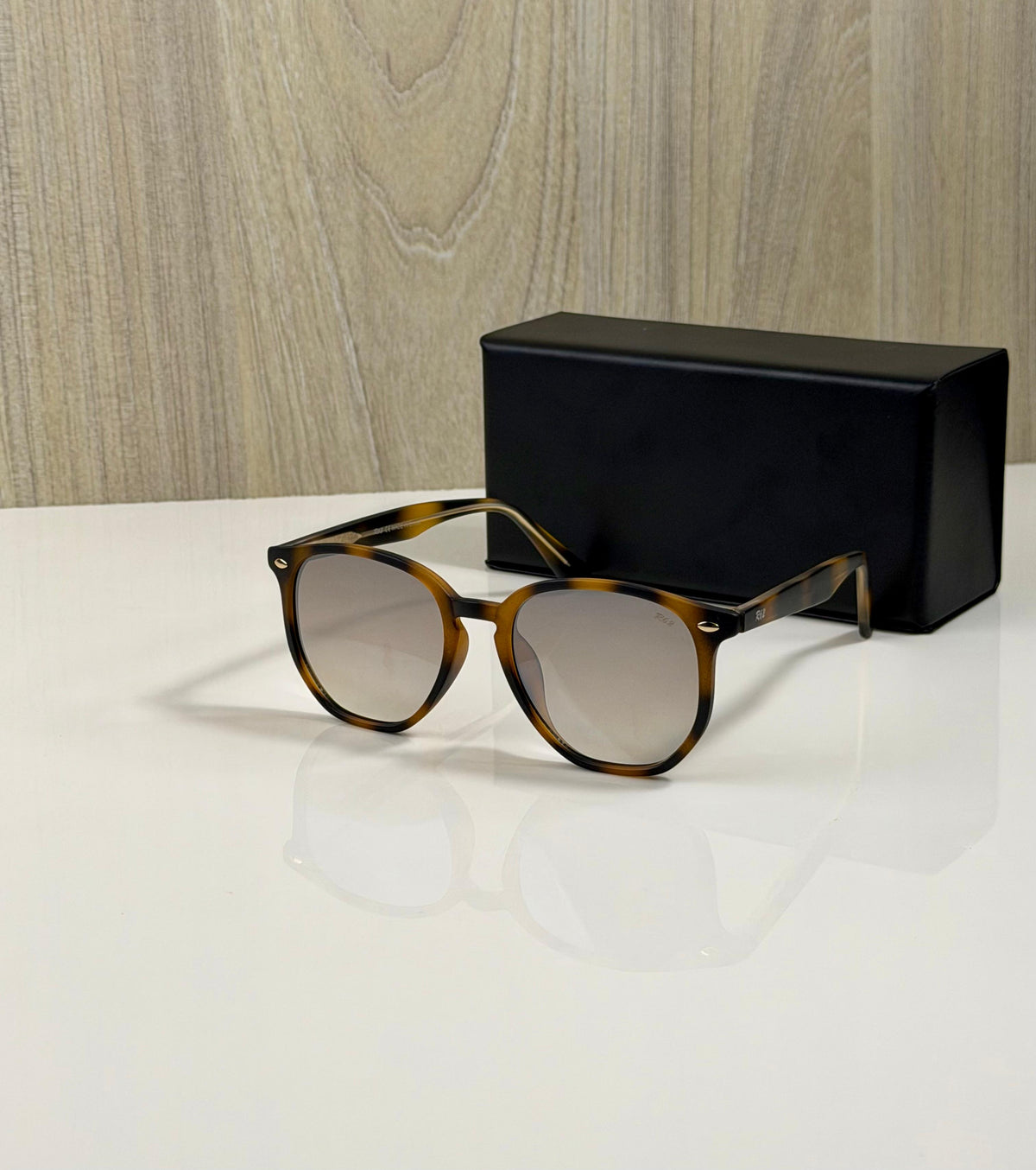 R062 – Premium QUALITY