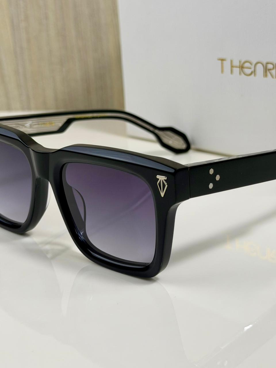 T HENRI