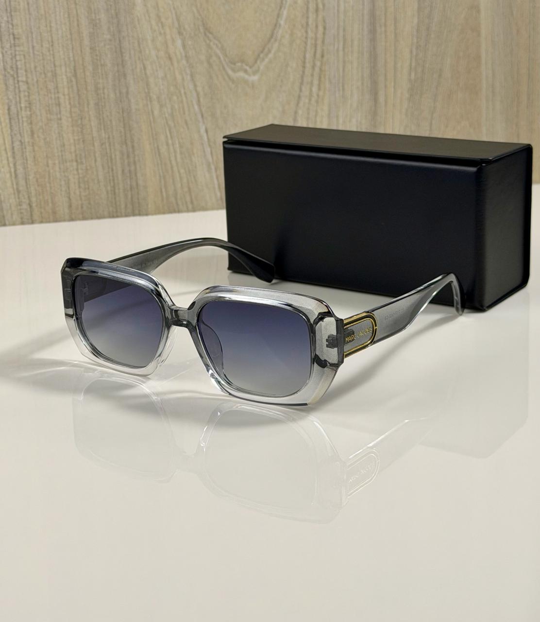MARC JACOBS Luxury