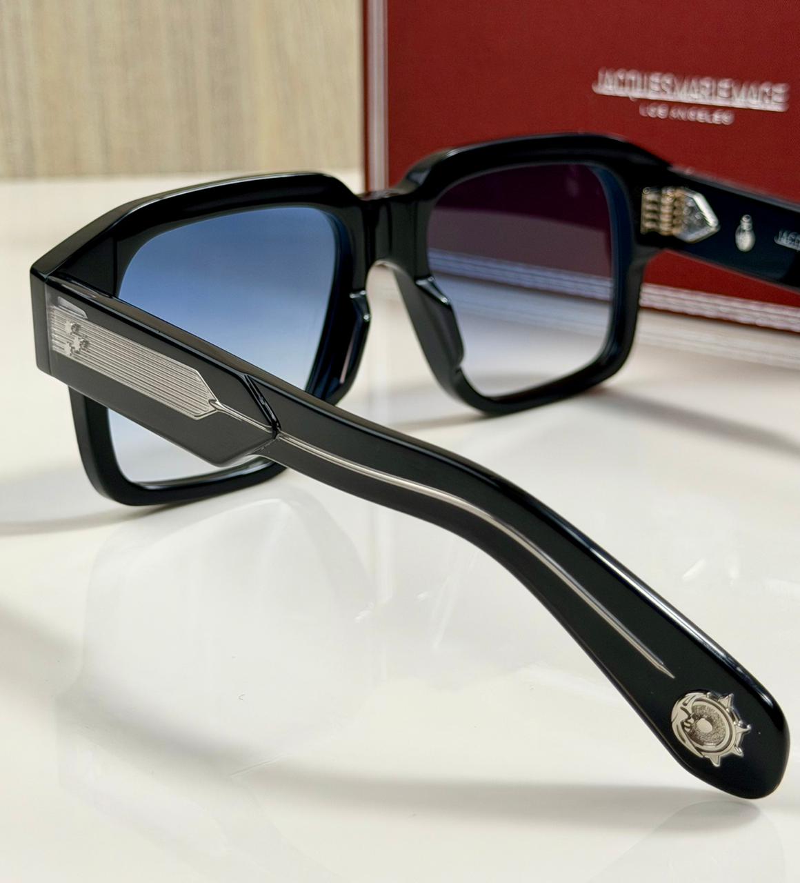 JMM | DONATO