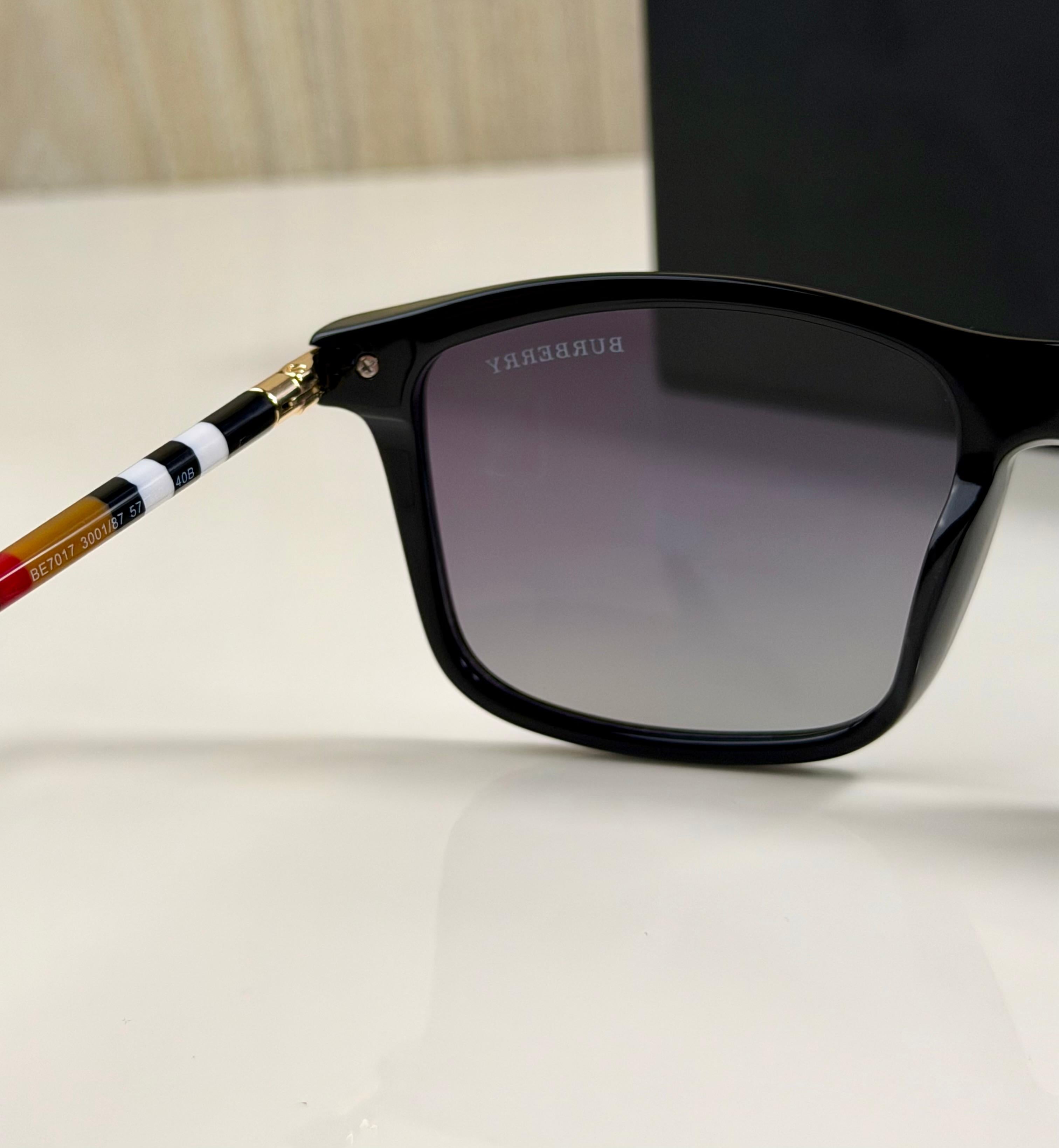 Burberry | LUXURY
