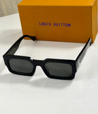 LOUIS VUITTON | L01