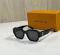 LOUIS VUITTON | L02