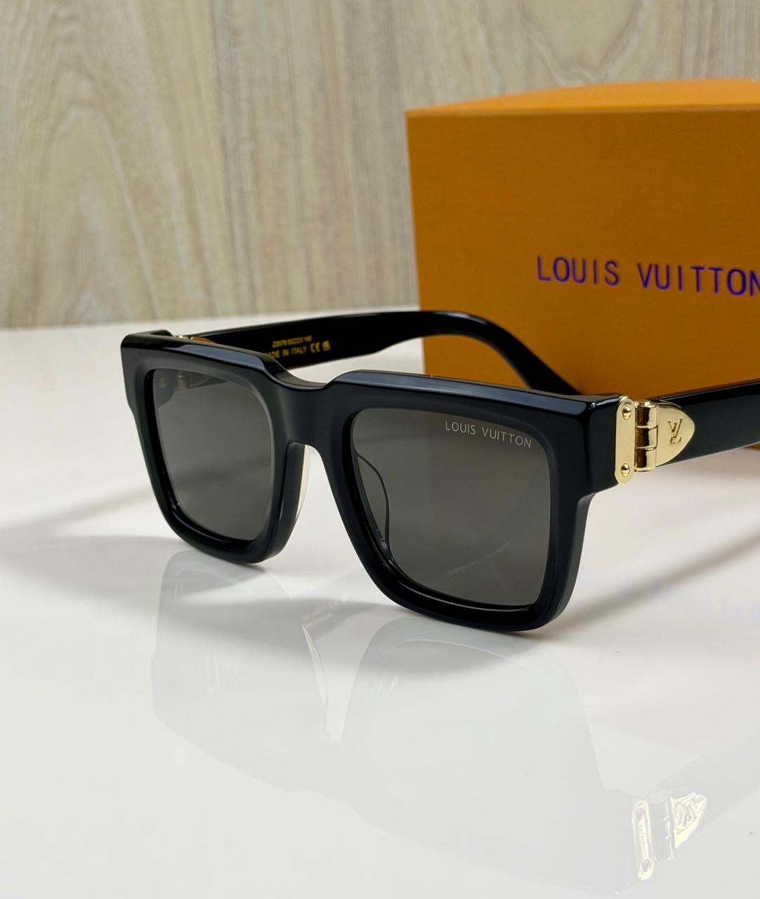 LOUIS VUITTON | L03