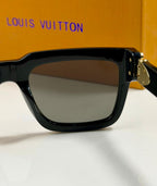 LOUIS VUITTON | L03