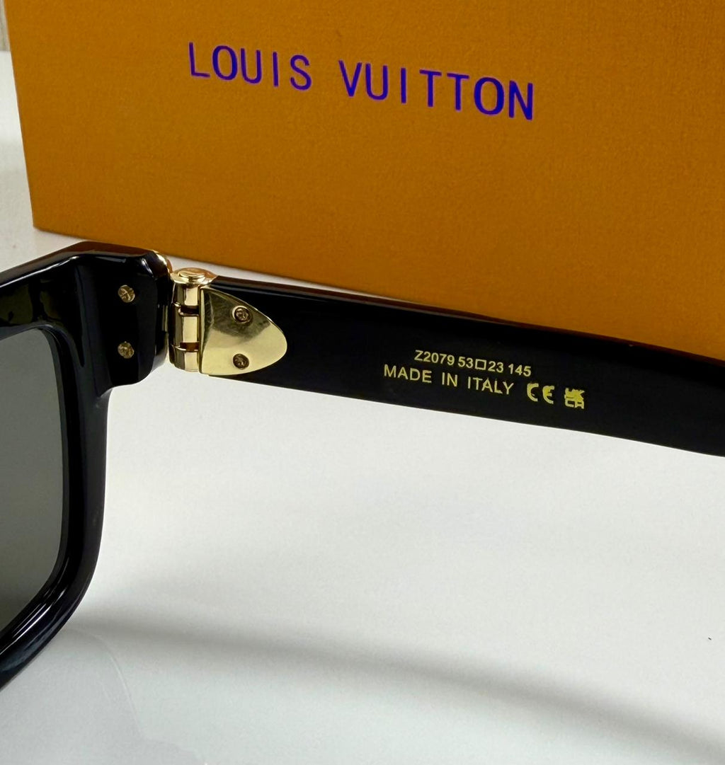 LOUIS VUITTON | L03