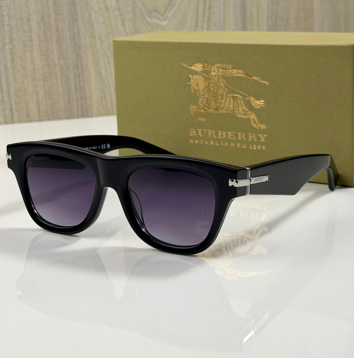 BURBERRY| LUXURY