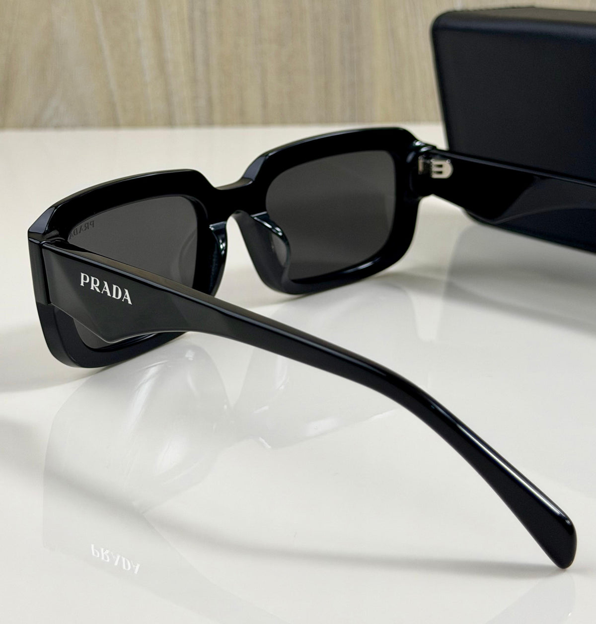 PRADA LUXURY