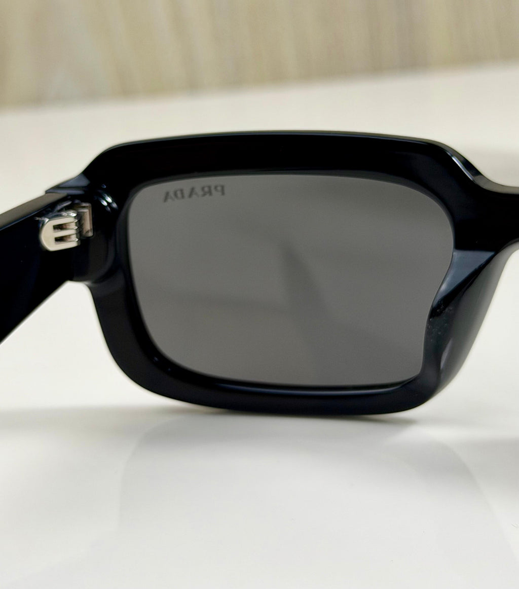 PRADA LUXURY