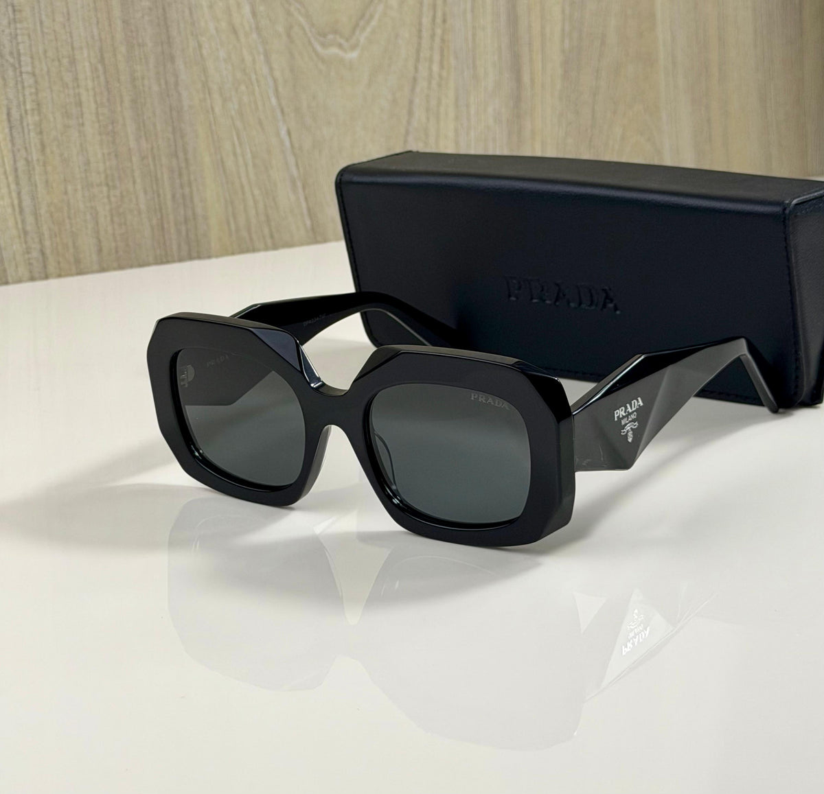 PRADA LUXURY