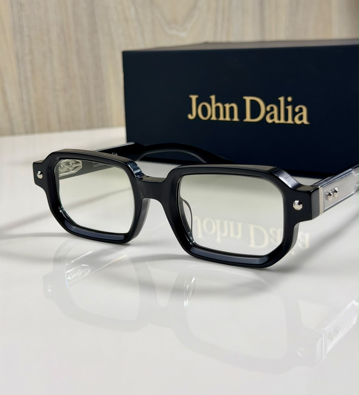 JOHN DALIA | JD02