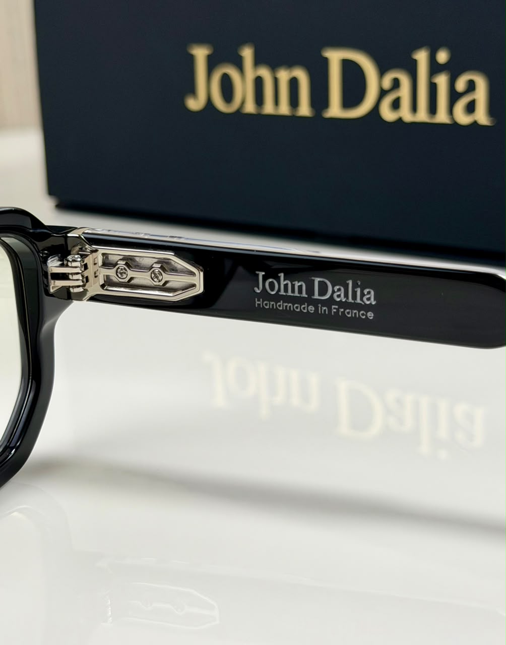 JOHN DALIA | JD02