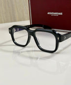 JMM | VIVIENNE