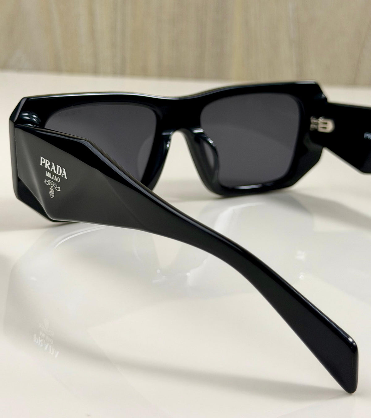 PRADA | BR01