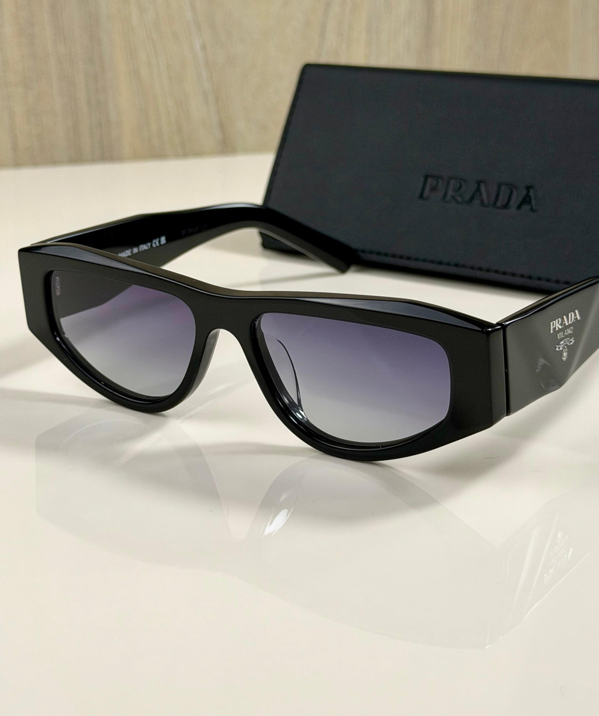 PRADA | BR02