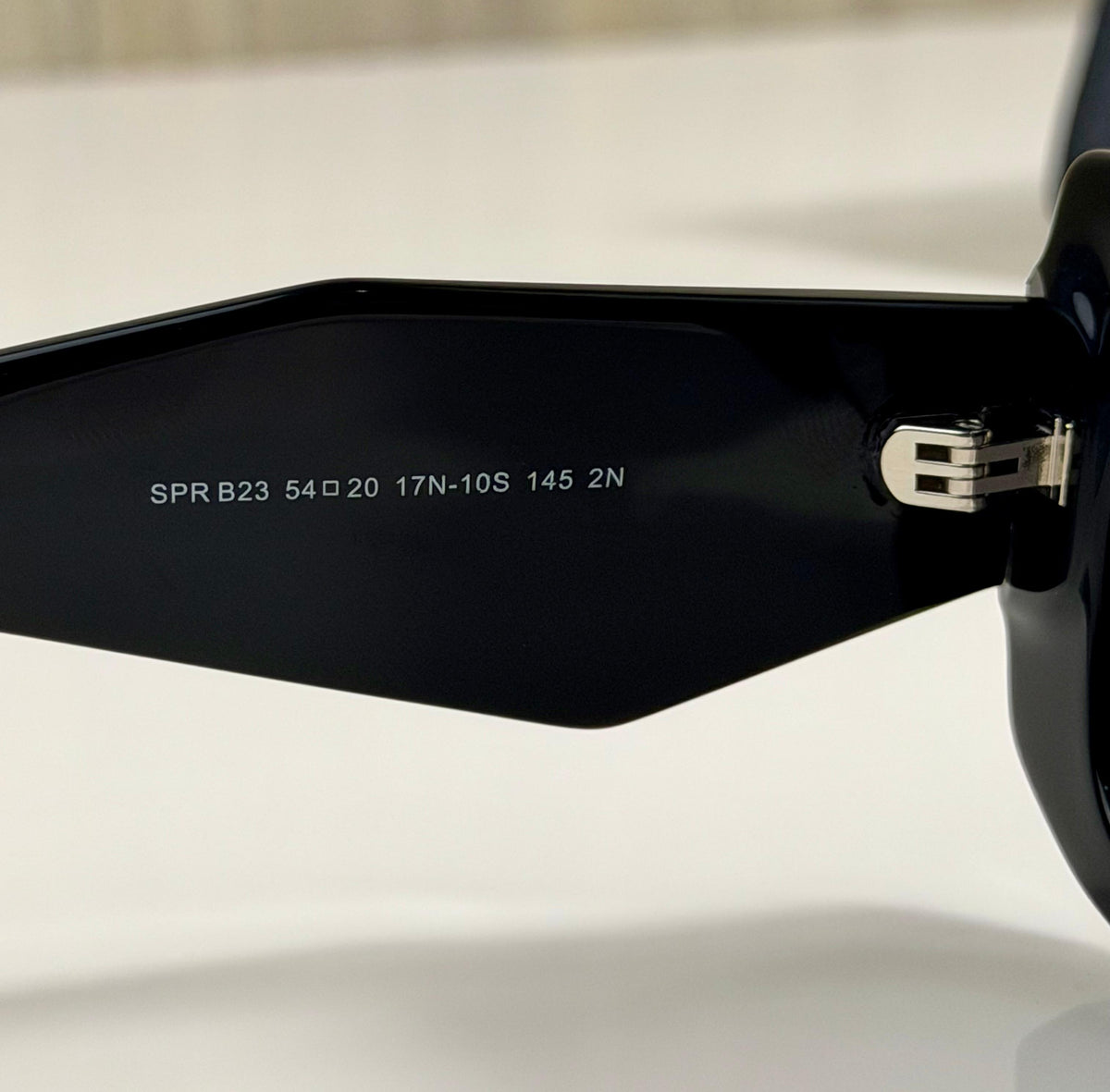 PRADA | BR03