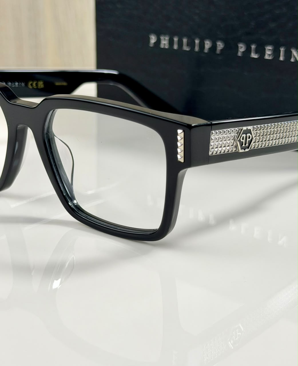 PHILIPP PLEIN | P010