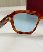 JMM | VIVIENNE