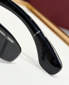 JMM | BLACK-VIVIENNE