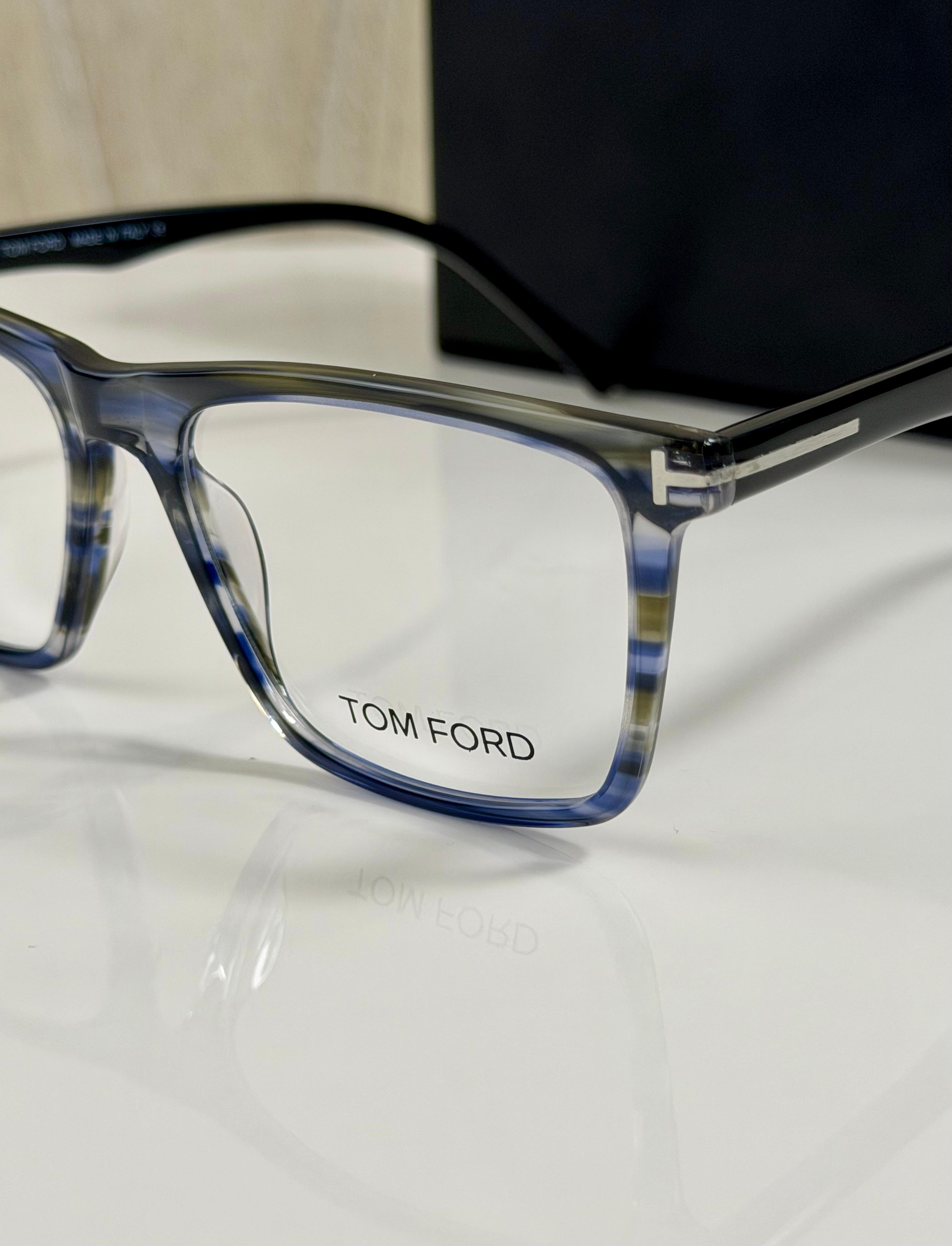 TOMFORD |  FT574