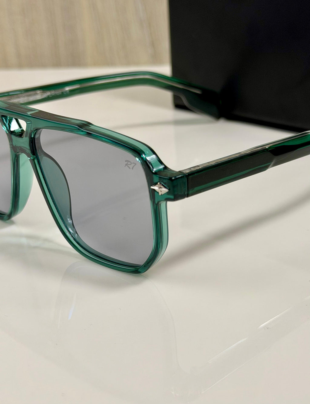 R07 – Premium QUALITY