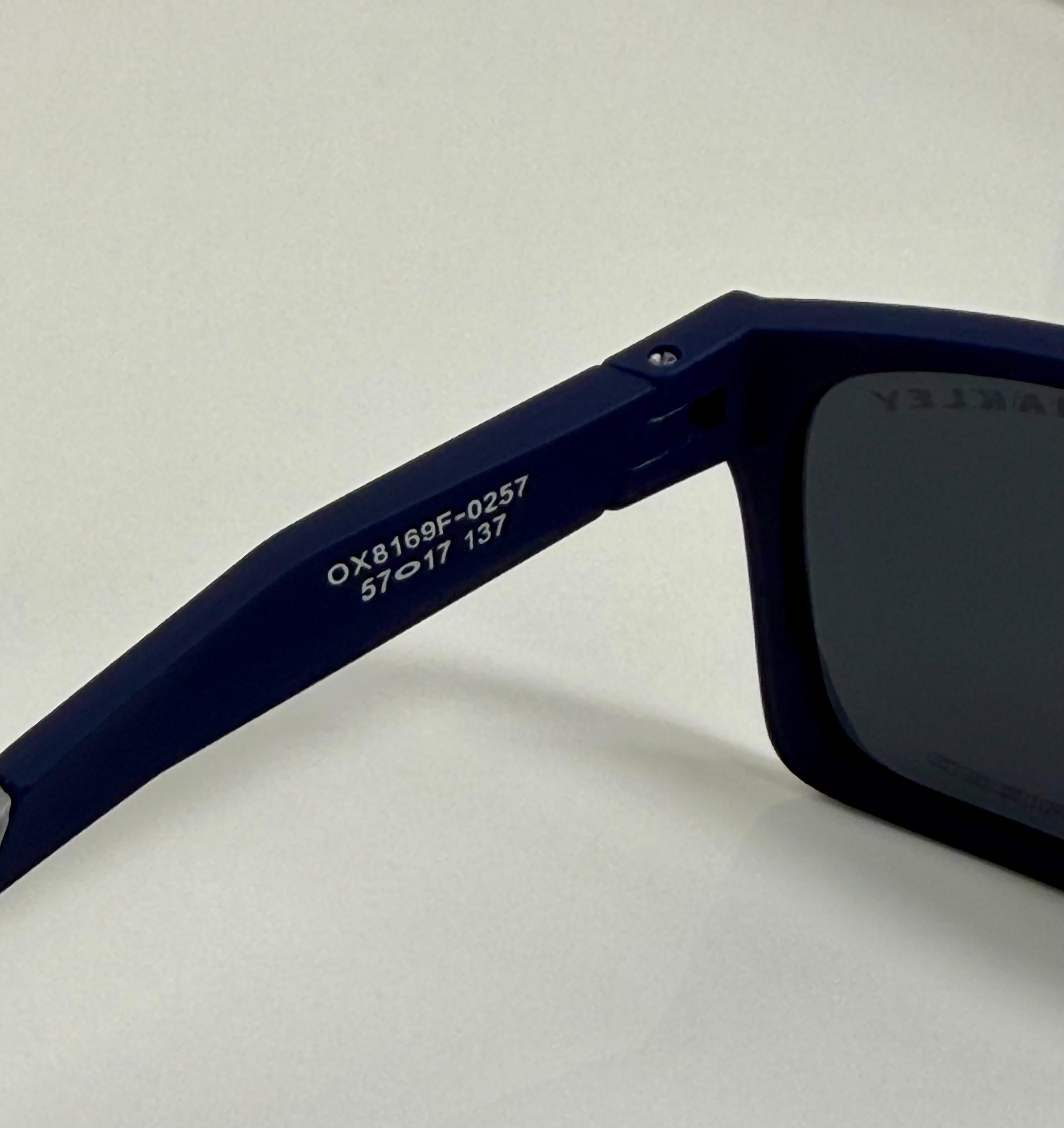 OAKLEY |Premium