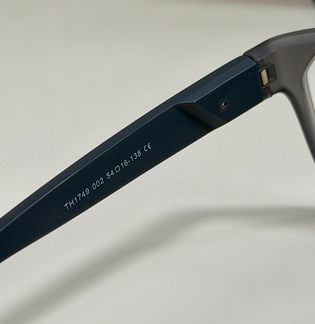 Tommy Hilfiger - LUXURY
