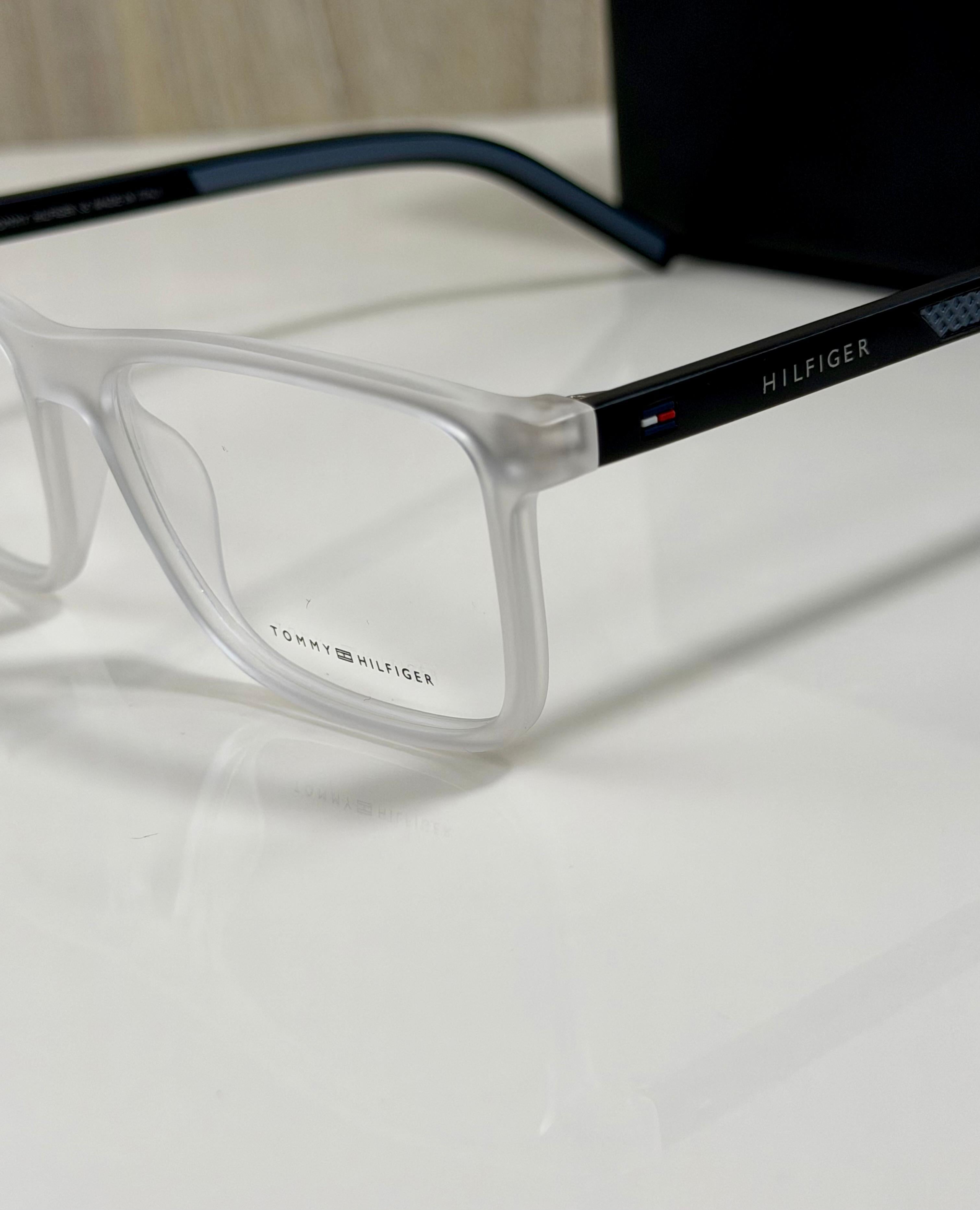 Tommy Hilfiger - LUXURY