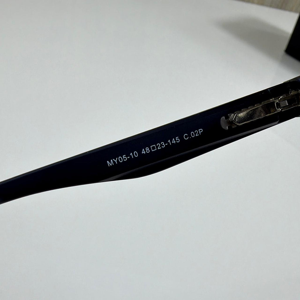 R025 – Premium QUALITY