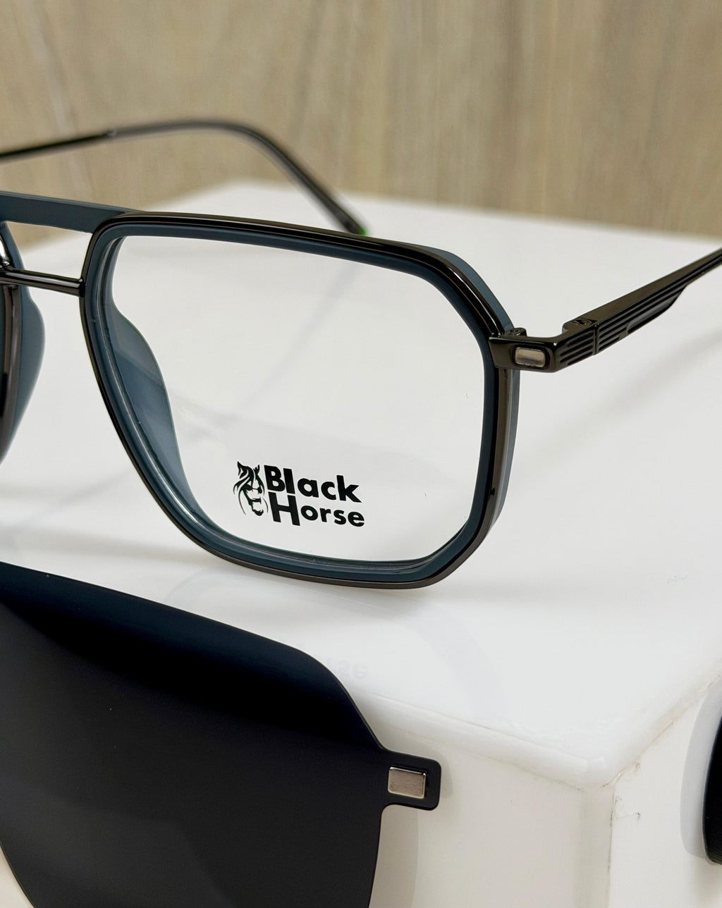 Black Hourse |  10149