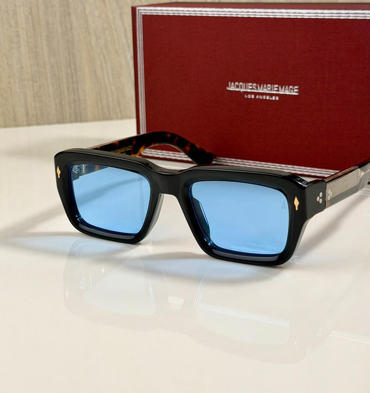 JMM | WALKERI