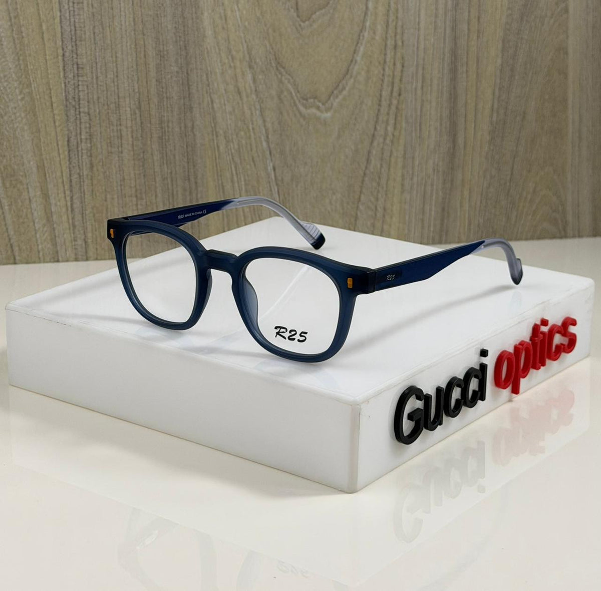 R025 – Premium QUALITY