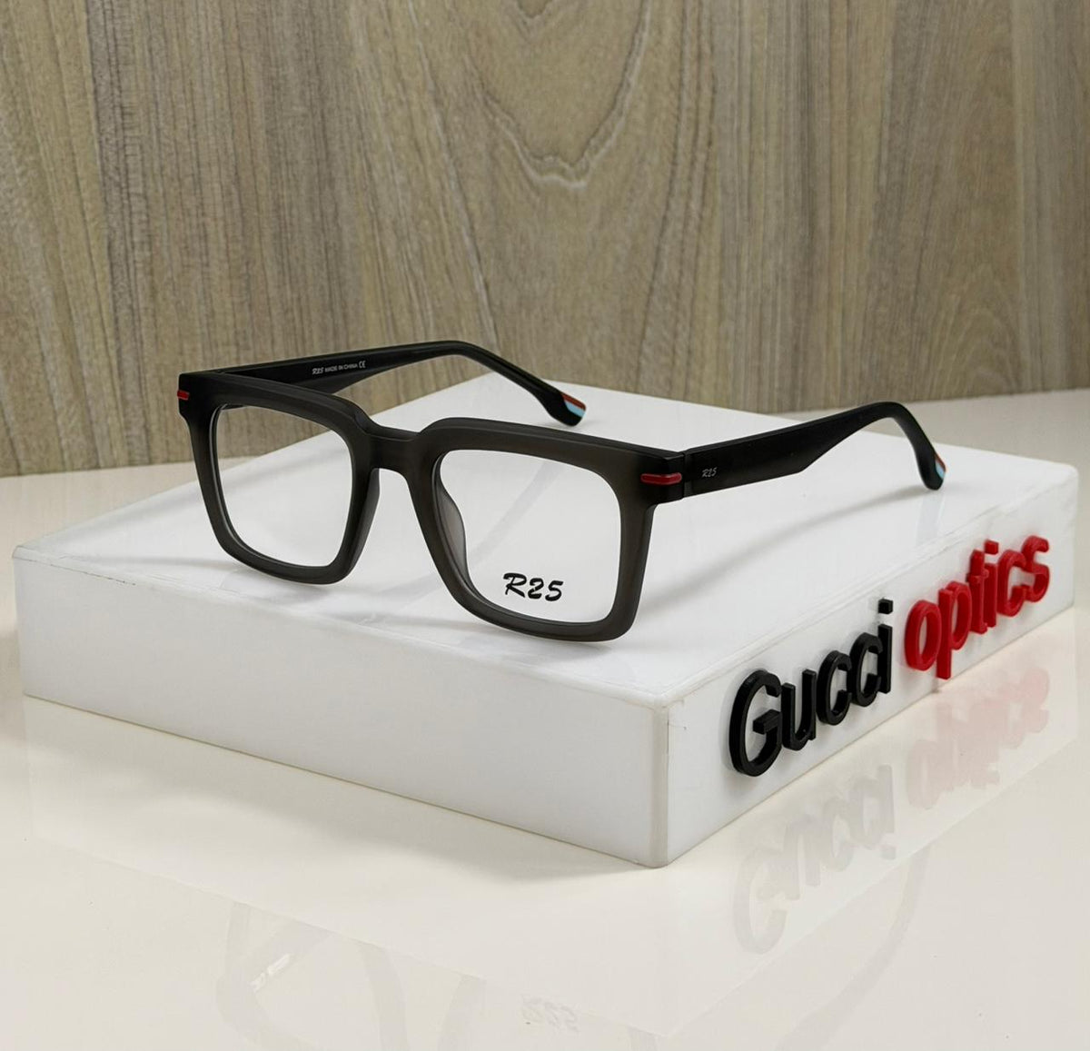 R025 – Premium QUALITY