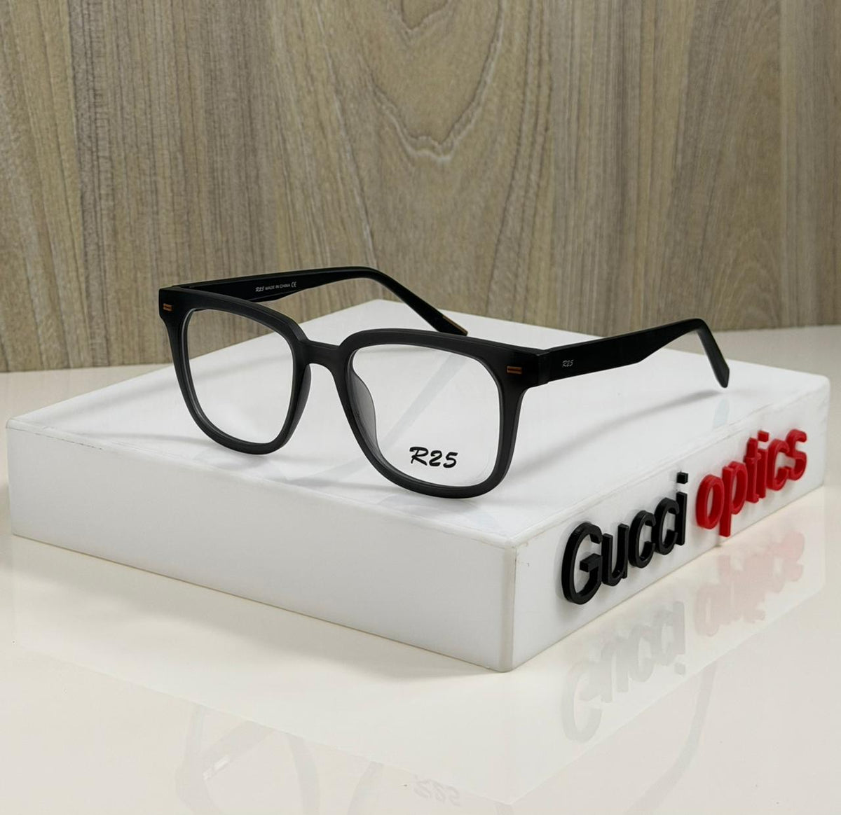 R025 – Premium QUALITY