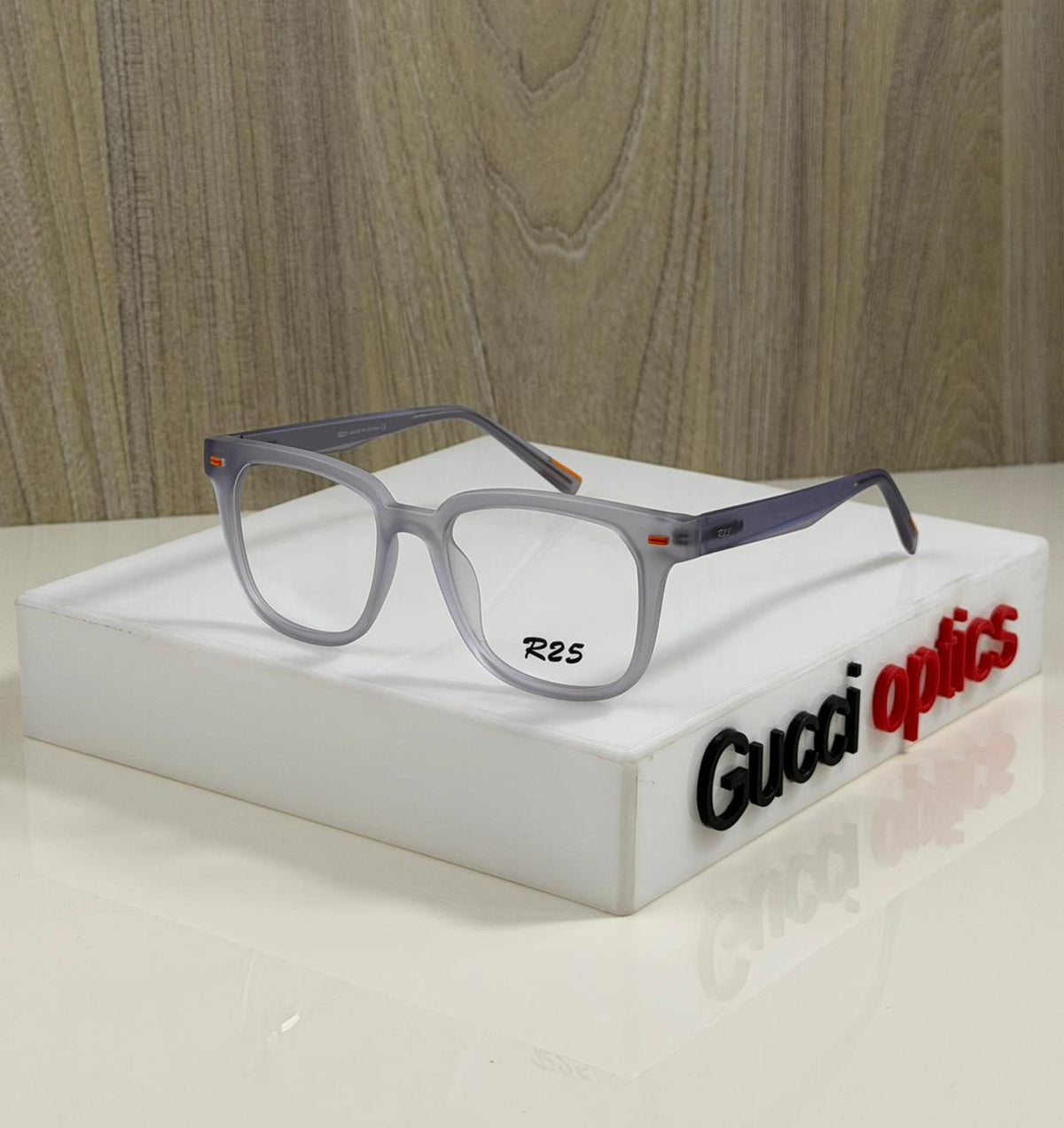 R025 – Premium QUALITY