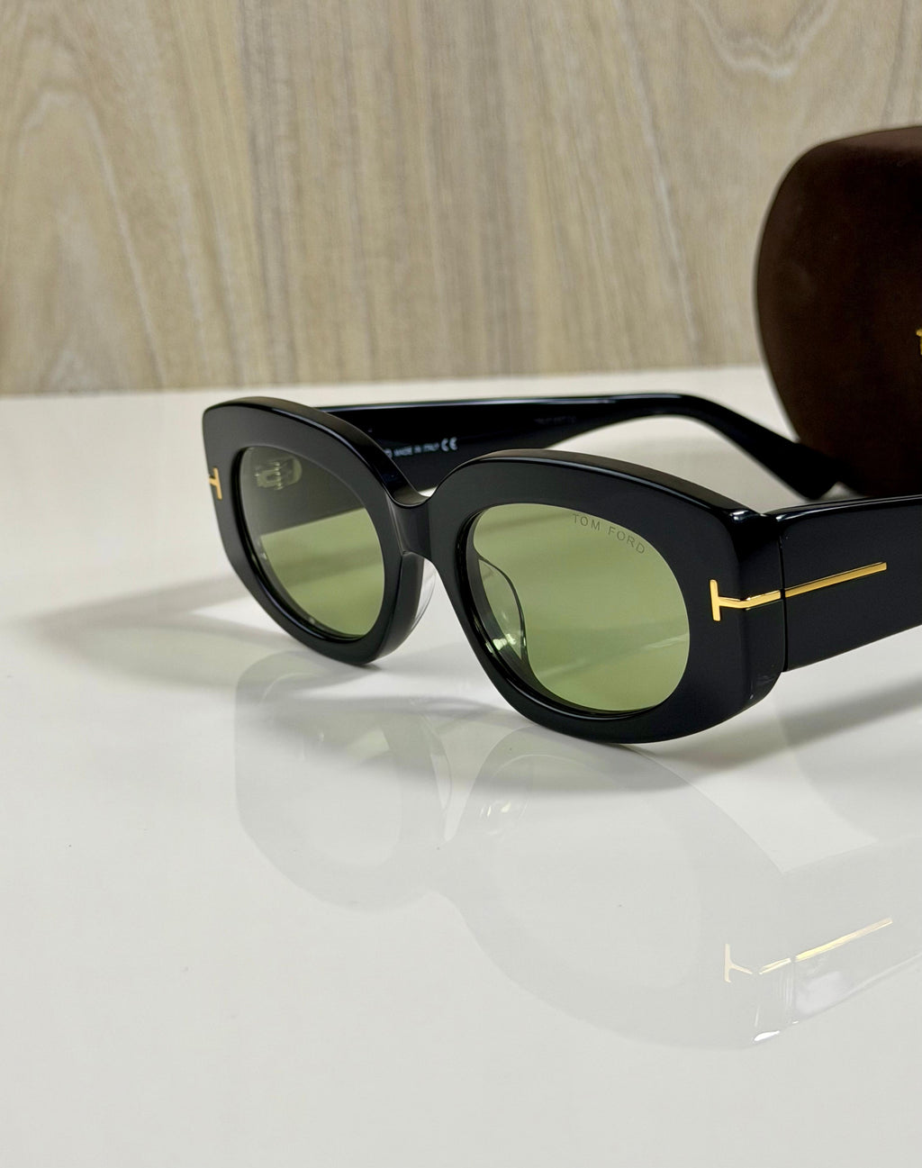 TOM FORD - LUXURY