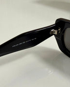 Prada | B05