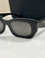 Prada | B05