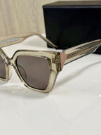 R01 – Premium QUALITY