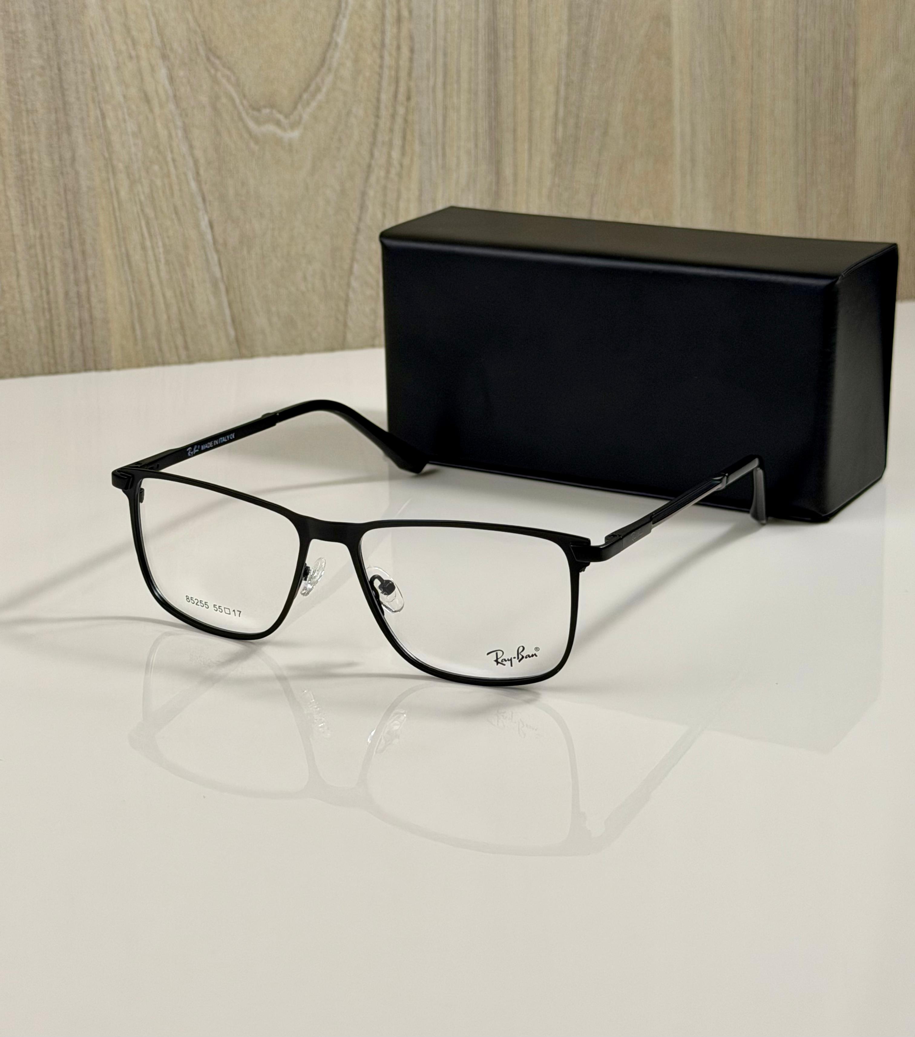 Ray-Ban