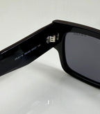 Prada | B17