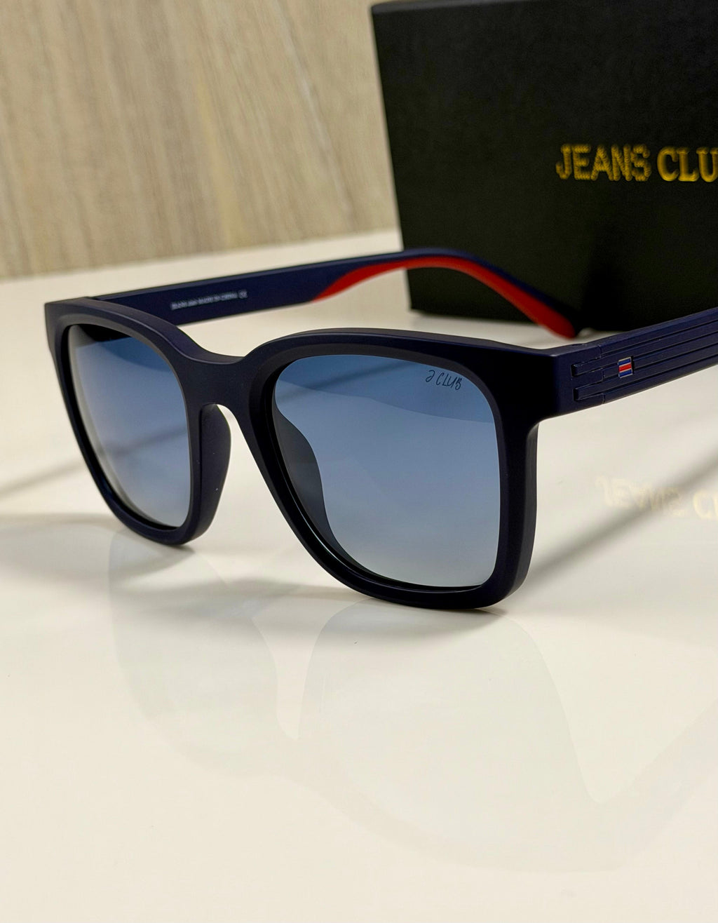J.Club | FIS03